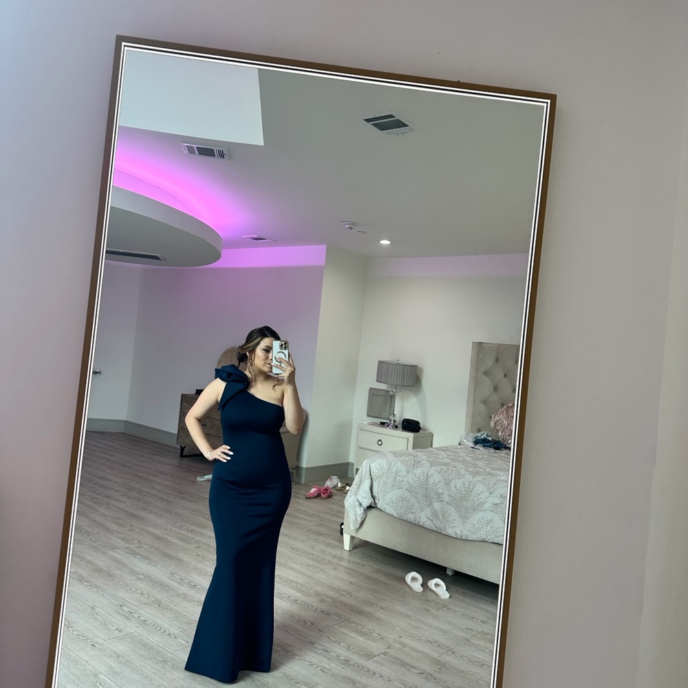 Elegant Navy Blue One-Shoulder Gown